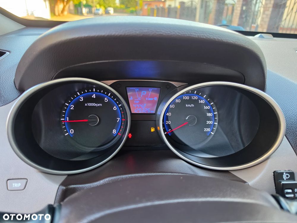 Hyundai ix35 - 30