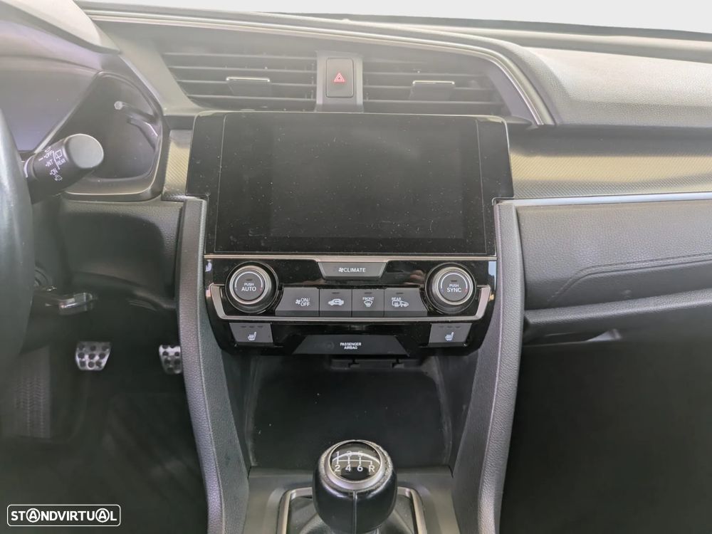 Honda Civic 1.0 i-VTEC Elegance - 11