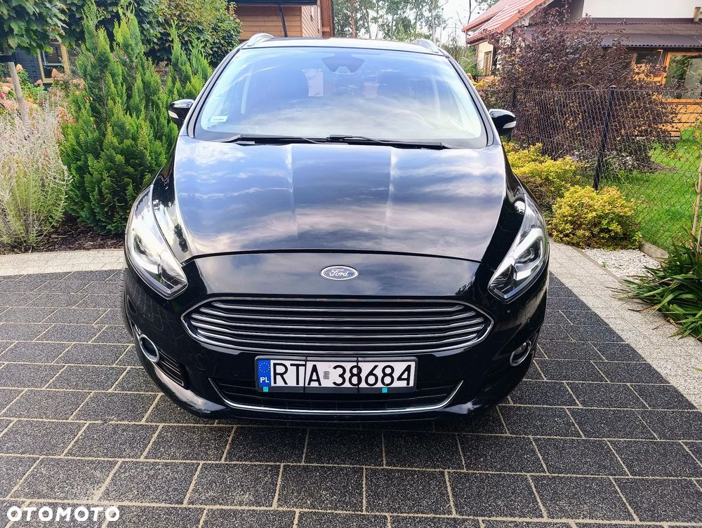 Ford S-Max 2.0 TDCi Titanium PowerShift - 6