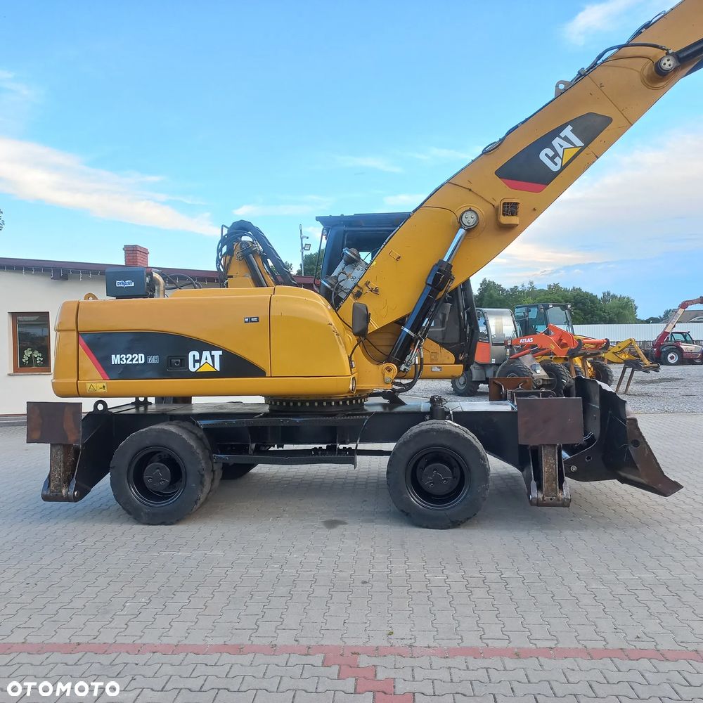 Caterpillar CAT M322D Przeładunkowa - 5