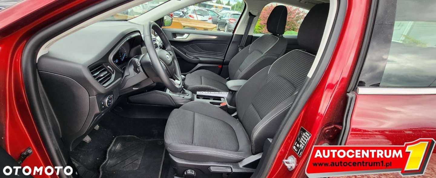 Ford Focus - 22