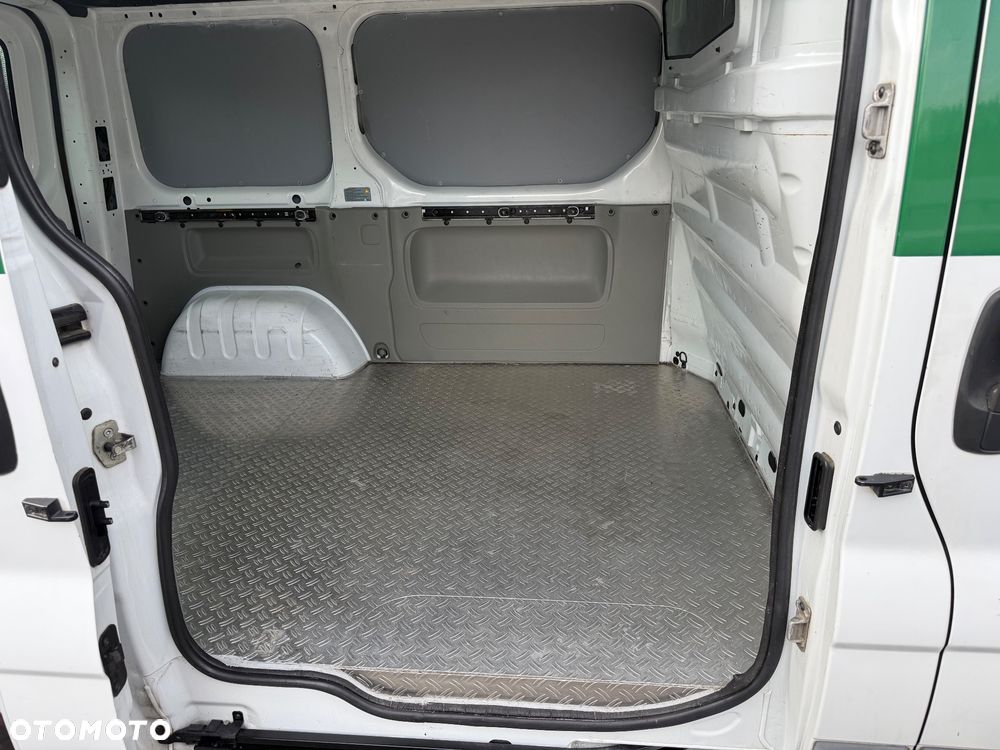 Opel Vivaro - 7