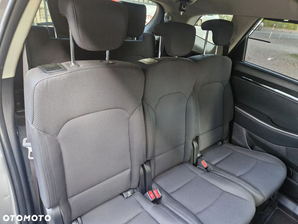 Kia Carens 1.7 CRDi S 7os EU6 - 37