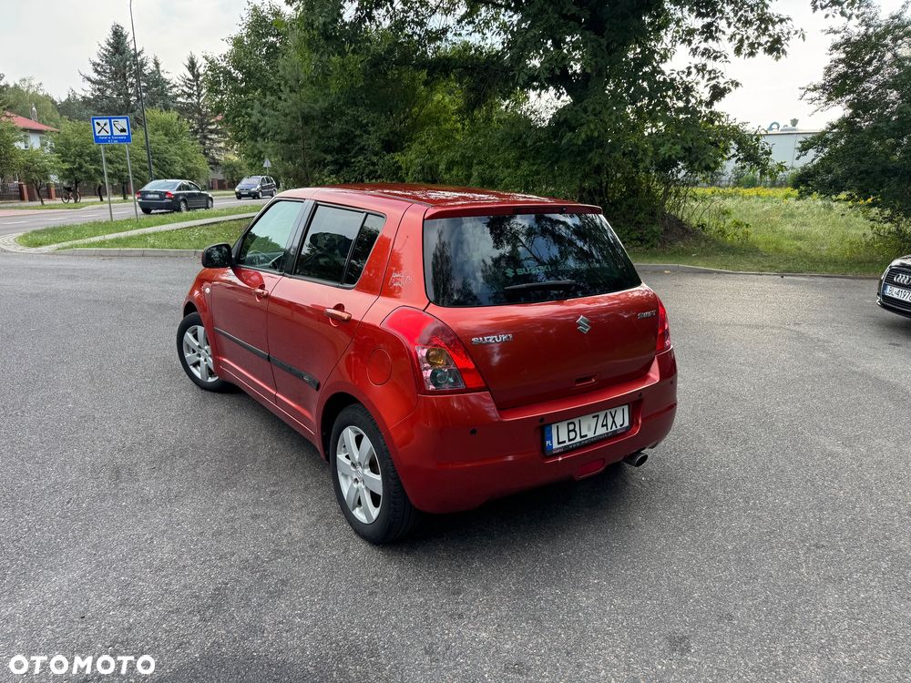 Suzuki Swift 1.3 JB Edition - 3