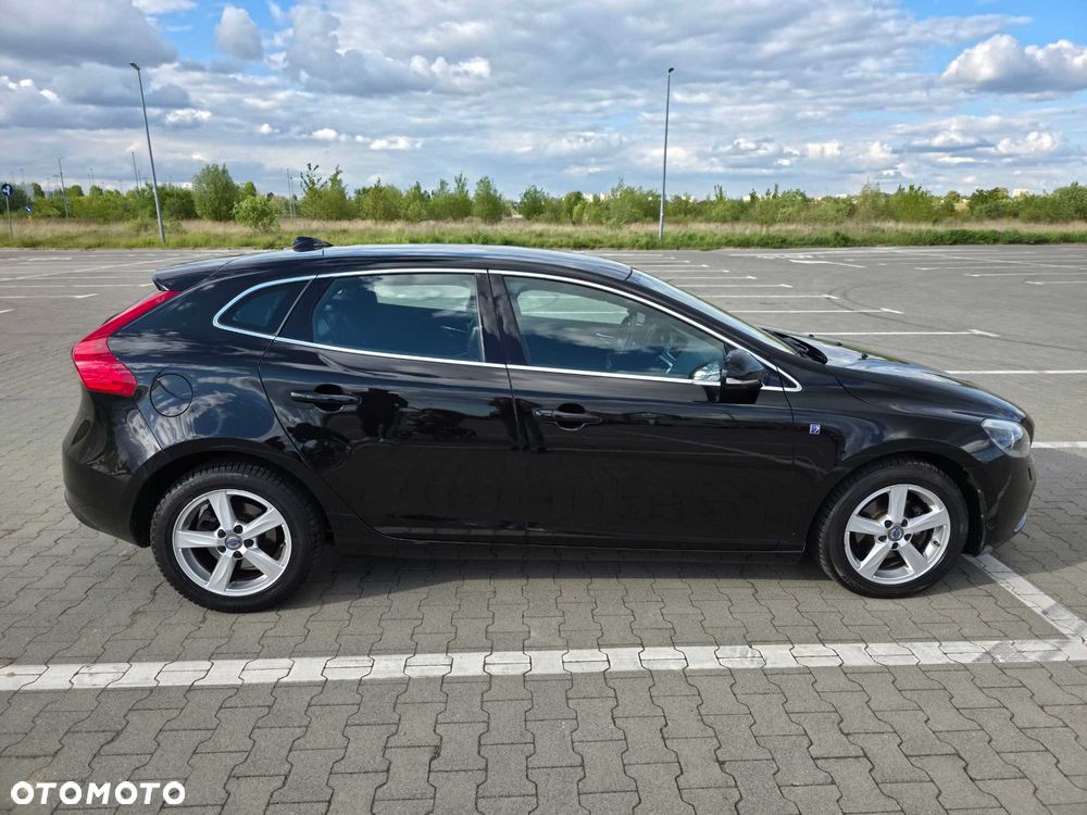 Volvo V40 2015 photo 3