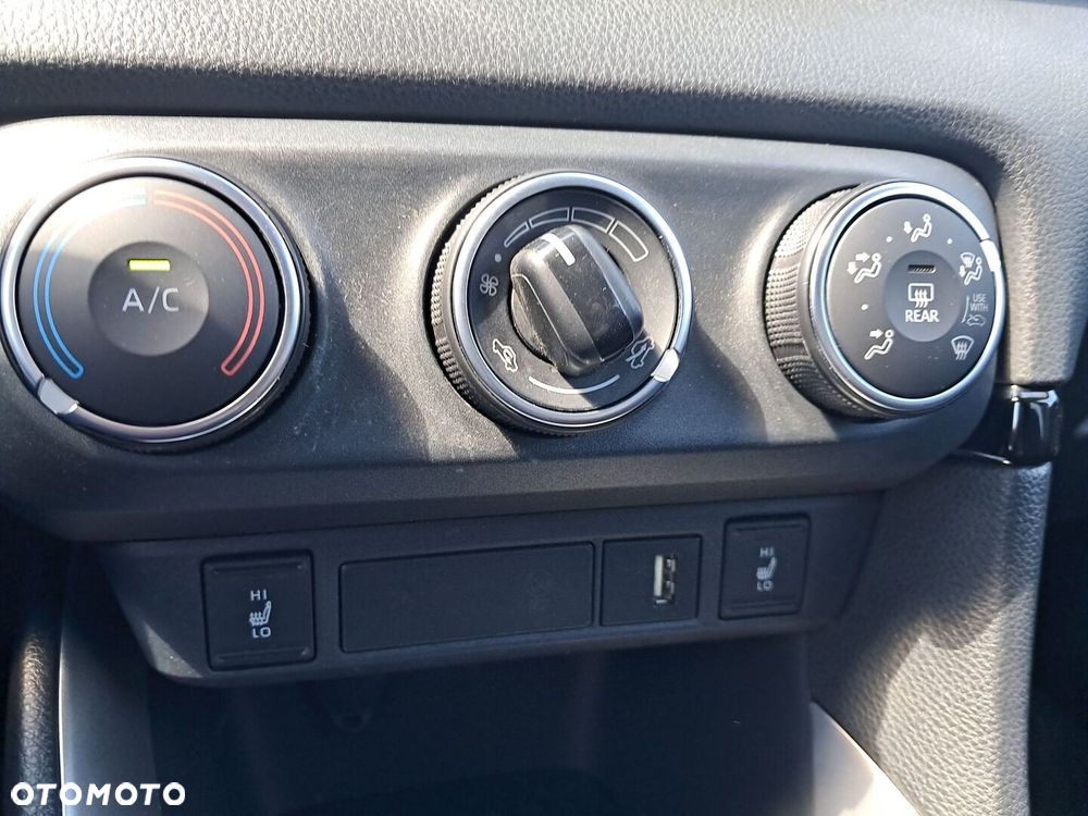 Toyota Yaris - 27