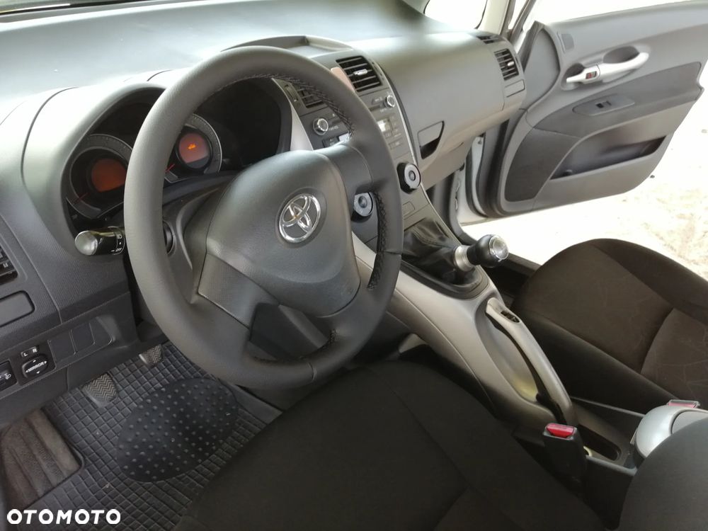 Toyota Auris 1.4 VVT-i Luna - 14