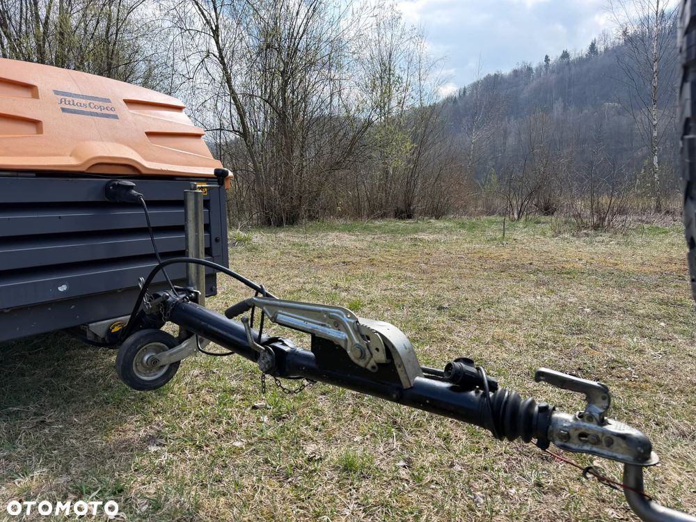 Atlas Copco XAS 97 Kompresor Śrubowy. Sprężarka. 5,5m3. Przyczepa mobilna jezdna do rejestracji. Silnik Deutz! jak Nowy 786 mtg. 2016rok. Import Norwegia! Chłodnica cyklonowa! NAOLEJACZ. Serwisowany w DEKRA Hamulec najazdowy. Opony z 2025roku. Zadbana Maszyna! OKAZJA - 17