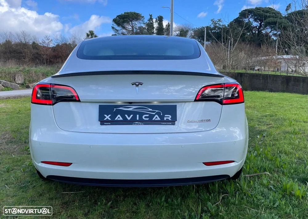 Tesla Model 3 Long Range AWD Dual Motor Performance - 2