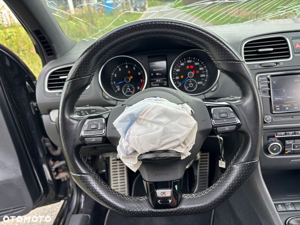 Volkswagen Golf 2.0 R - 28