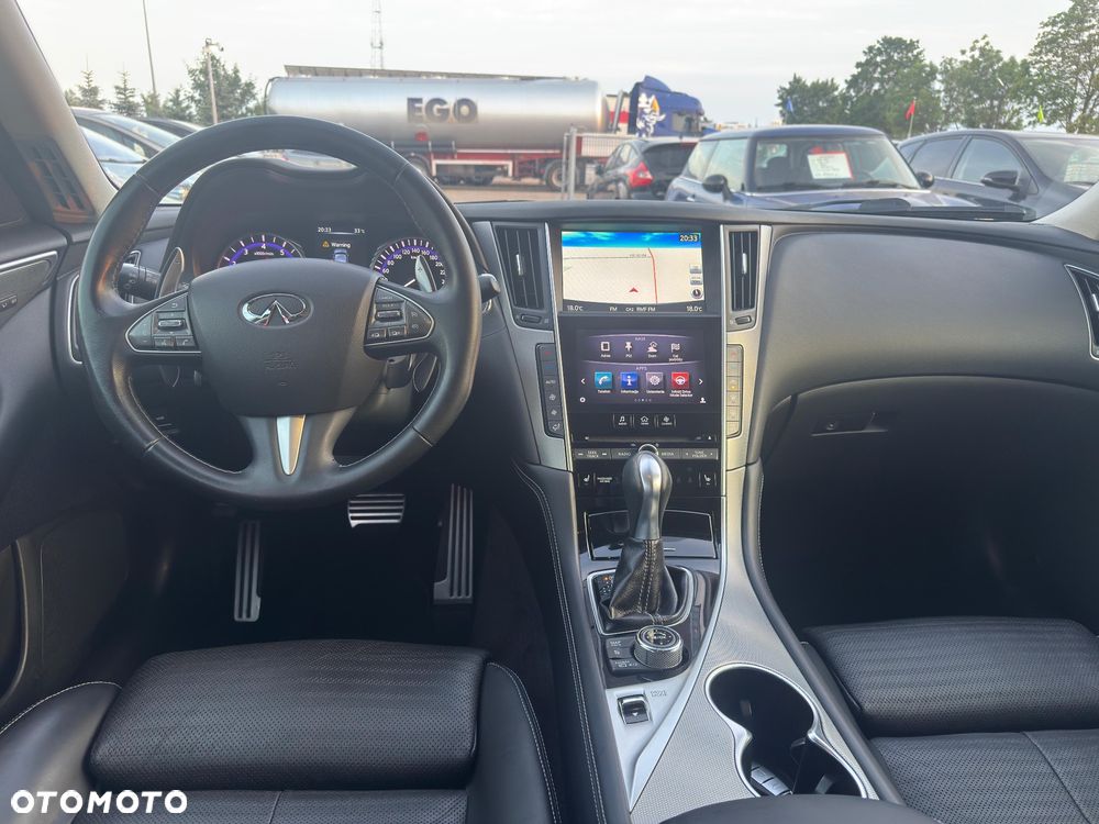 Infiniti Q50 2.0t Premium Executive - 29