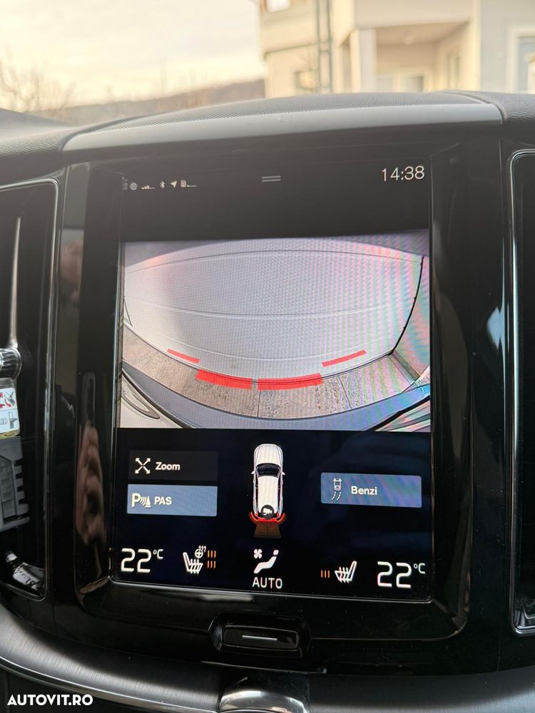 Volvo XC 60 D4 AWD Geartronic Momentum - 19