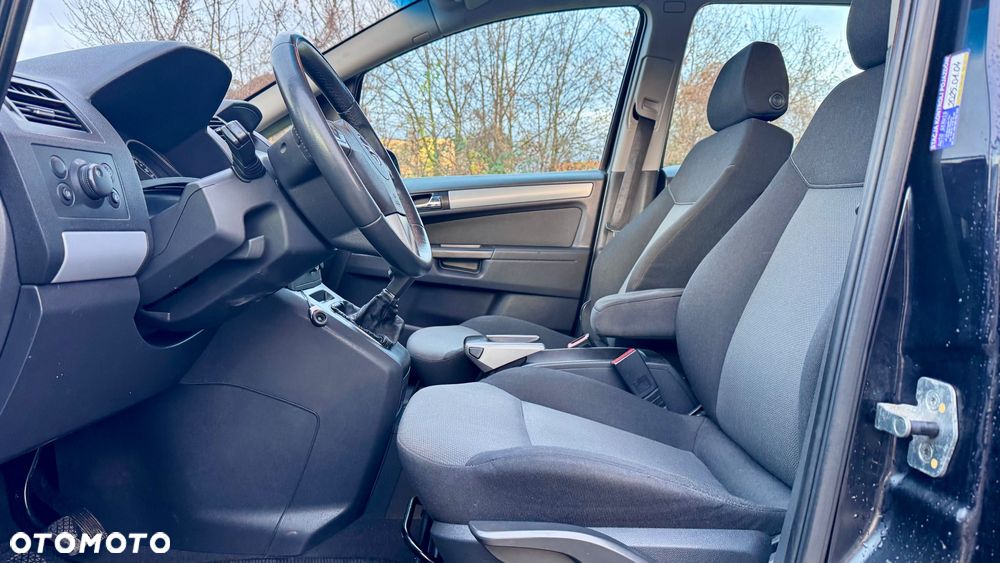 Opel Zafira 2.2 Elegance - 8