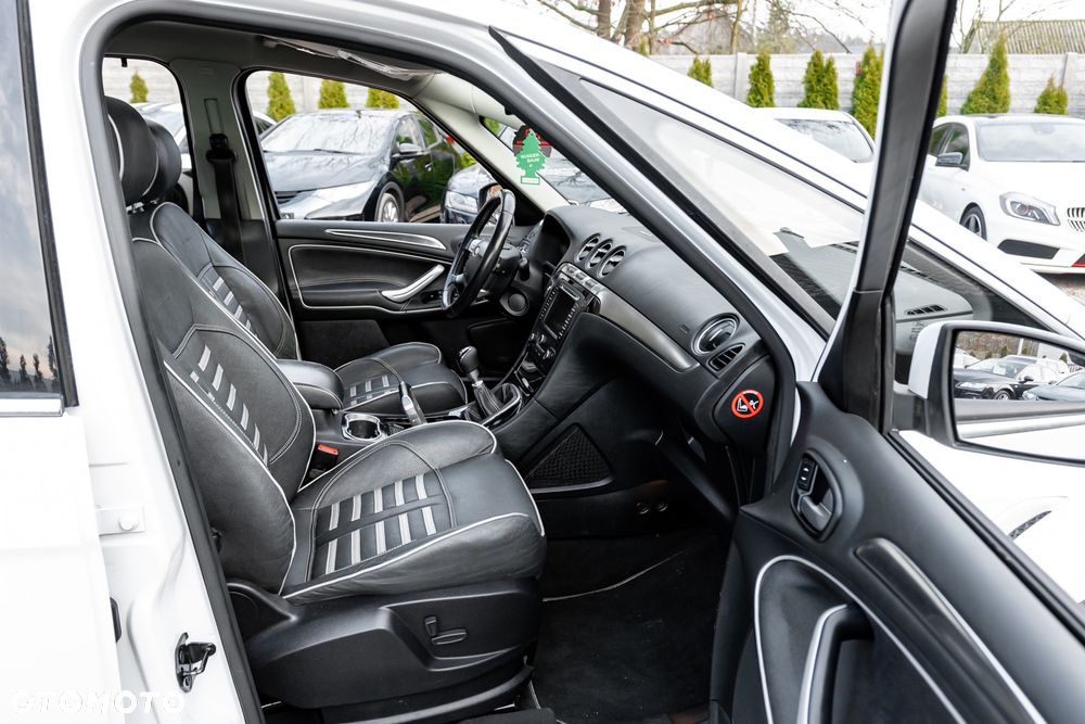 Ford S-Max 2.2 TDCi DPF Titanium X - 25