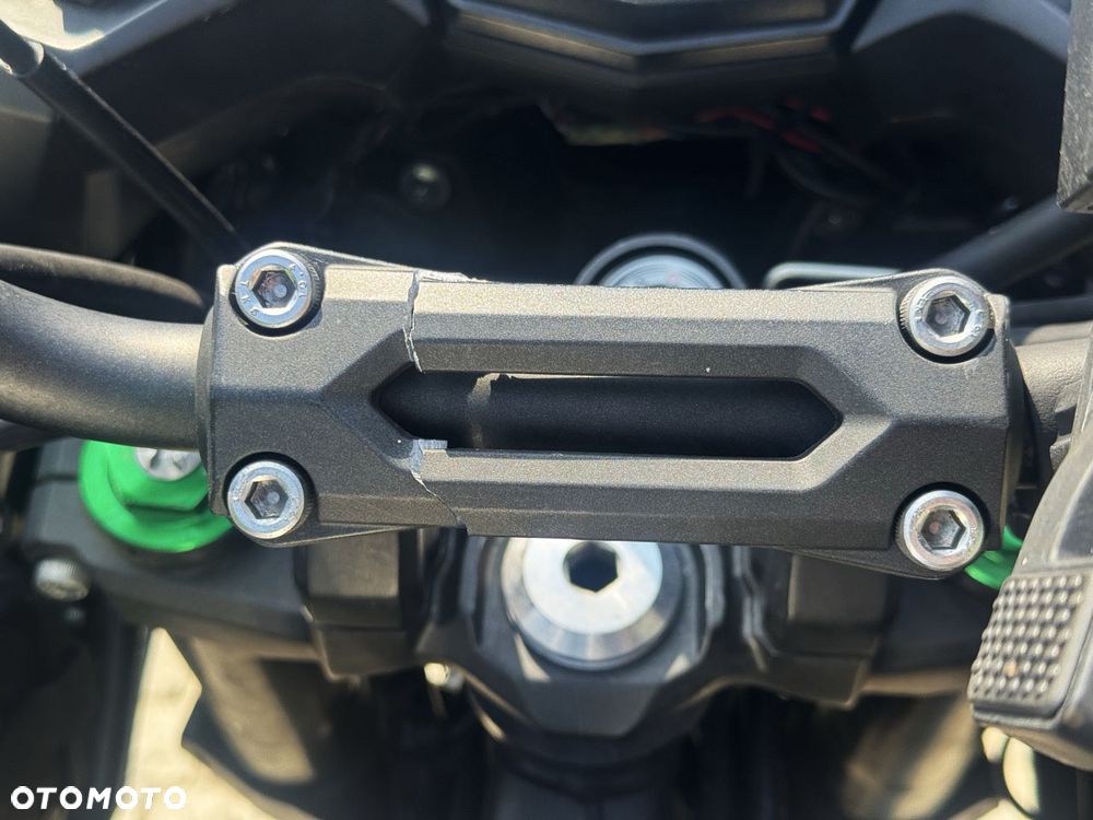 Kawasaki Versys 650 - 22