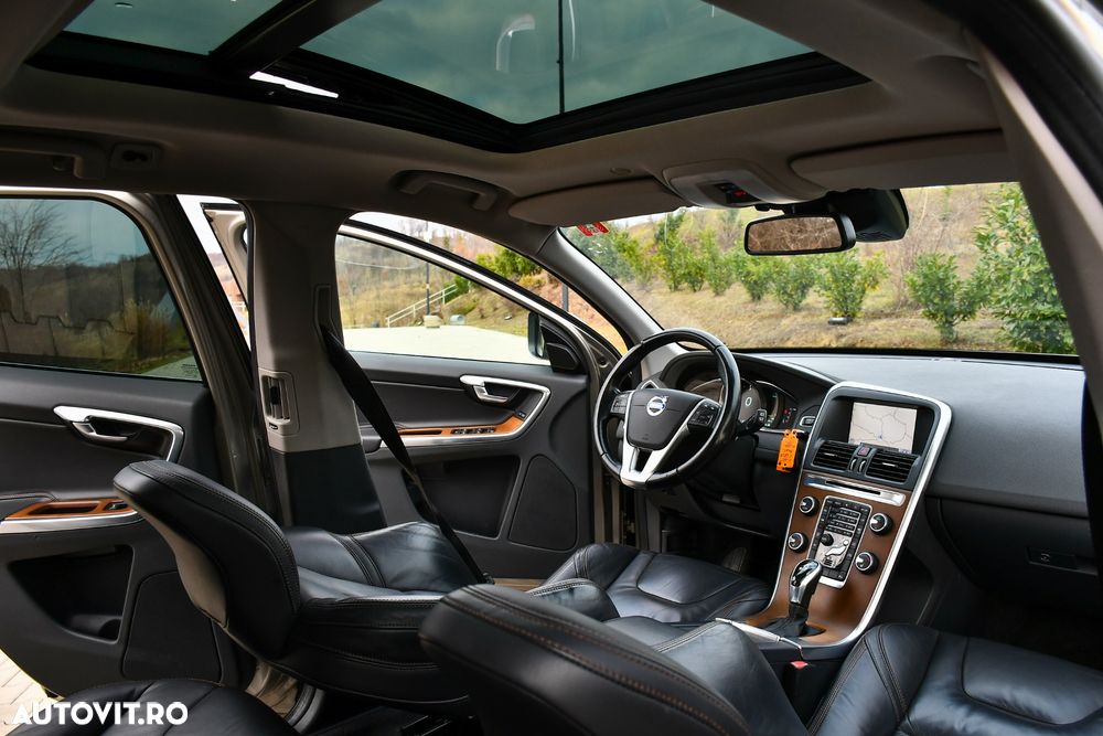 Volvo XC 60 D3 Aut. Summum - 7