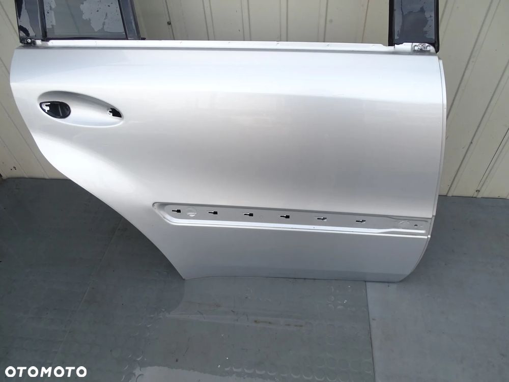 MB GL X 164 Drzwi prawy tył C775 PRAWE TYLNE - 6