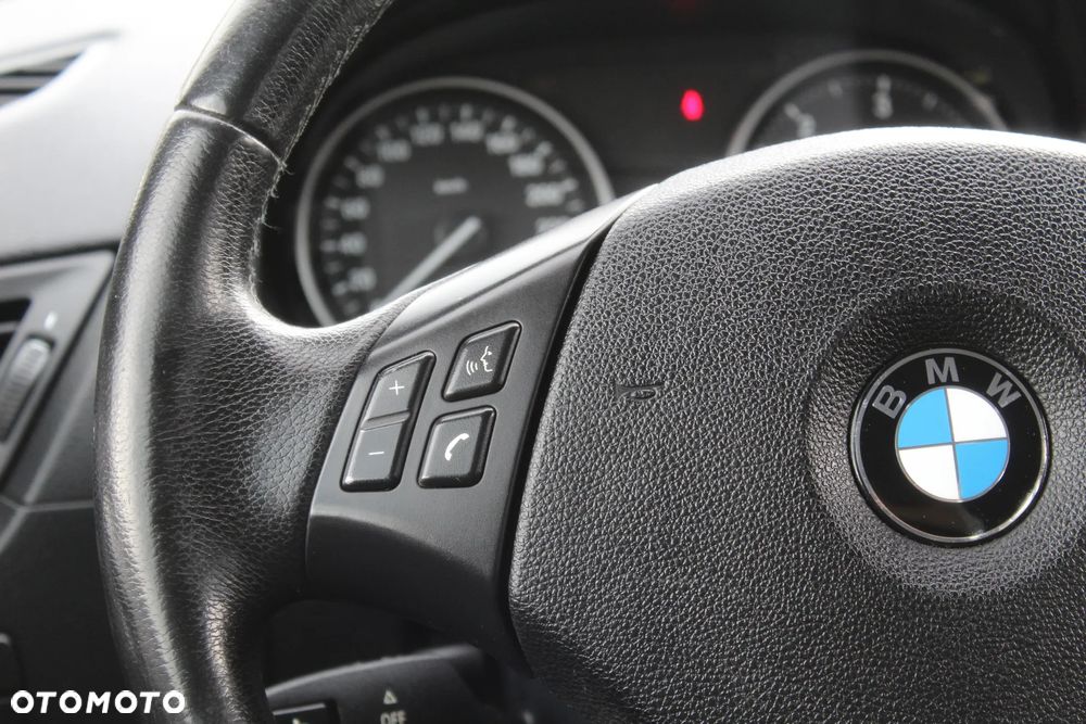 BMW X1 xDrive20d - 21