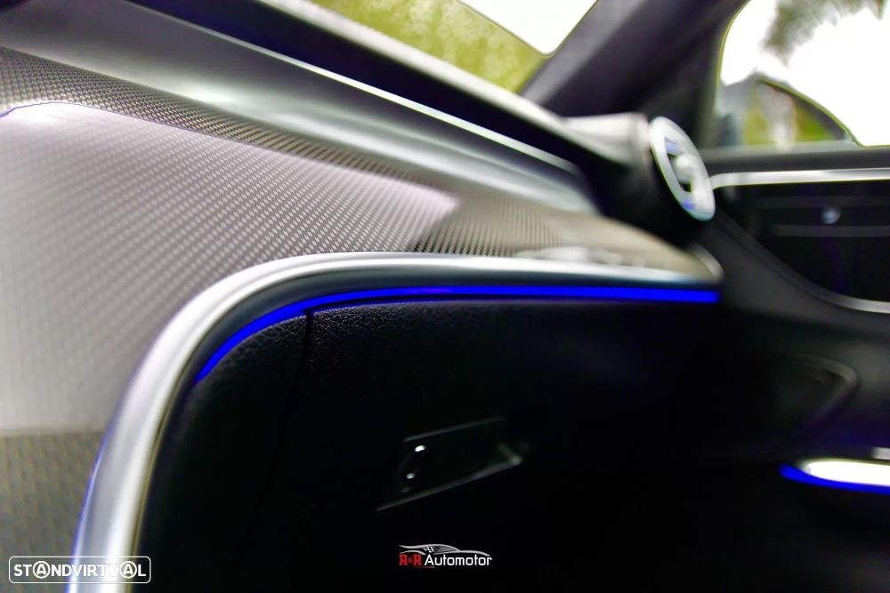 Mercedes-Benz C 300 e AMG Line - 37