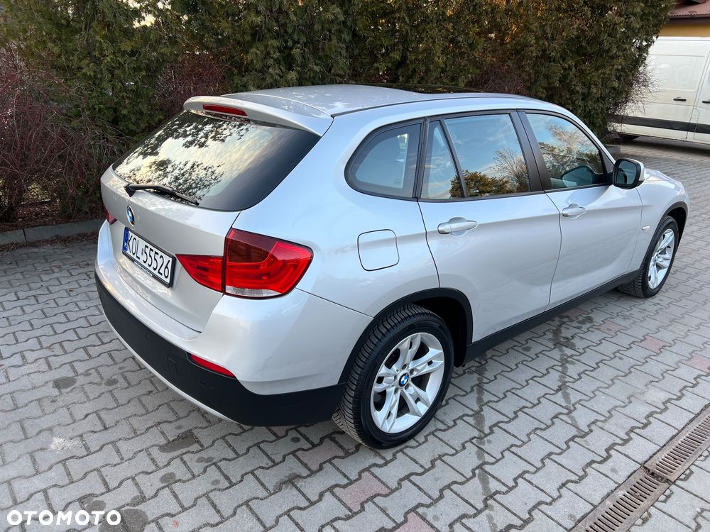 BMW X1 xDrive18d xLine - 17