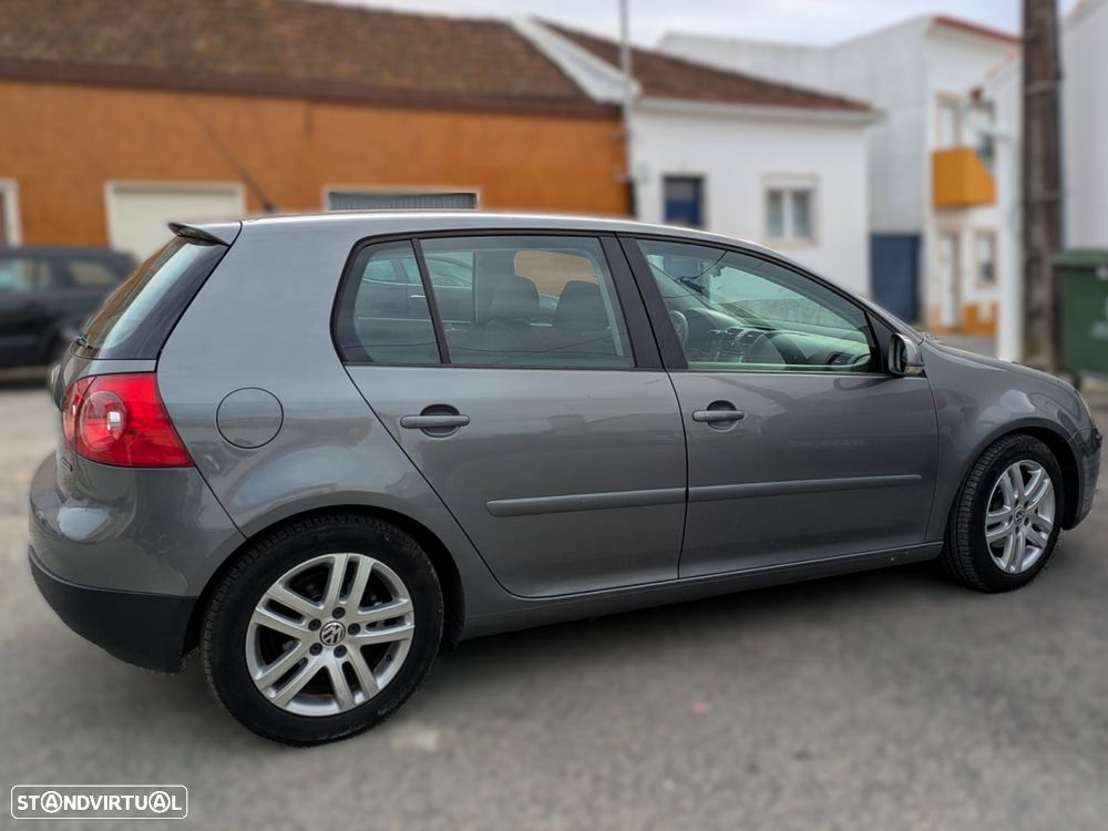 VW Golf 1.9 TDi BlueM. Confortline - 9