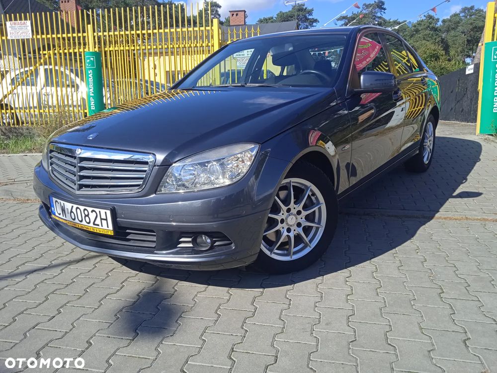 Mercedes-Benz Klasa C 180 BlueEFFICIENCY Elegance - 3