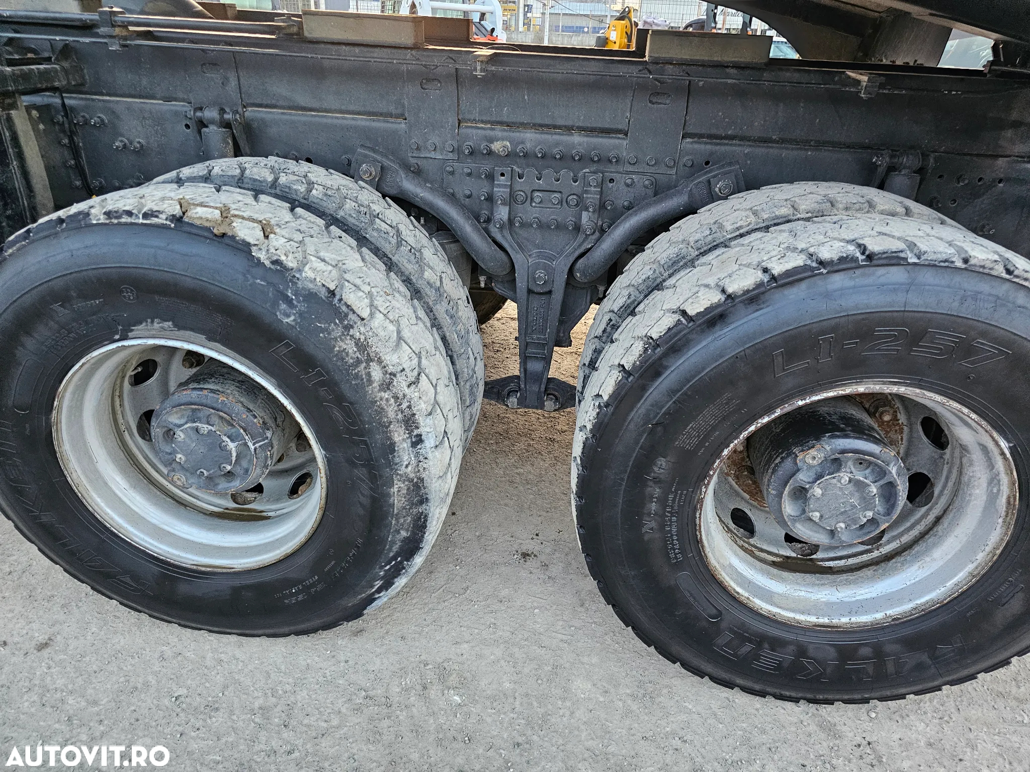Volvo FMX 500 8x4 basculanta autobasculanta posibilitate finantare leasing - 16