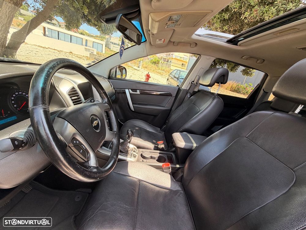 Chevrolet Captiva 2.2 VCDi Seven Xtreme 7L - 23