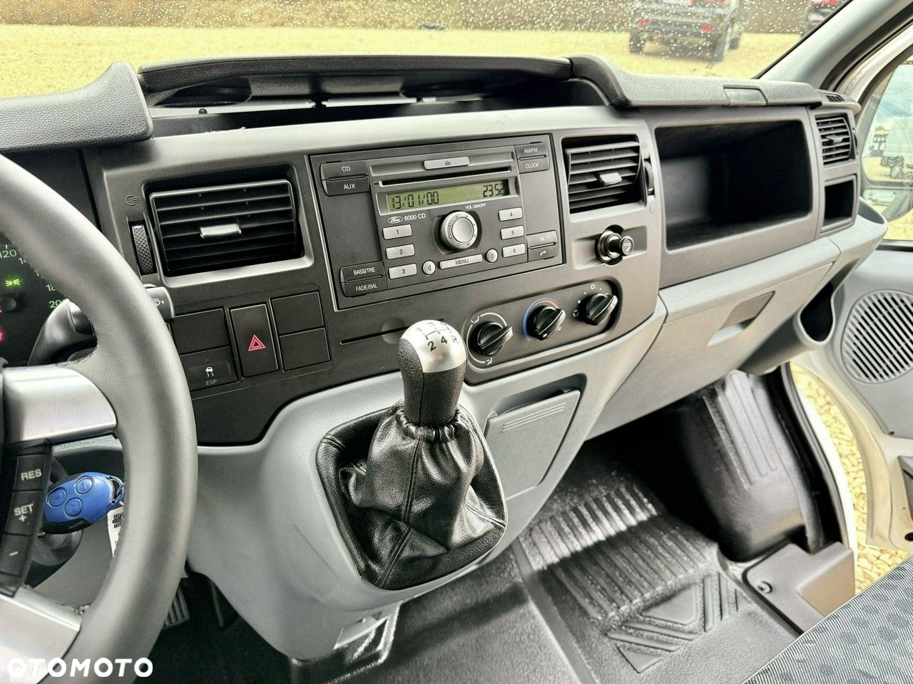 Ford Transit - 26