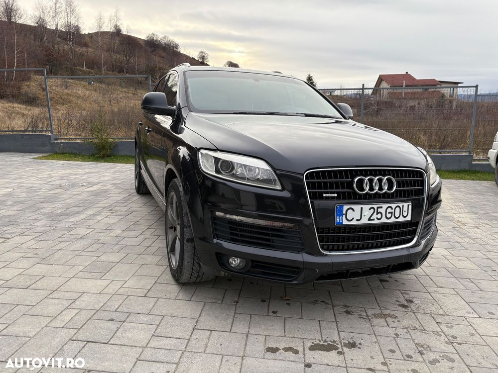 Audi Q7 - 1