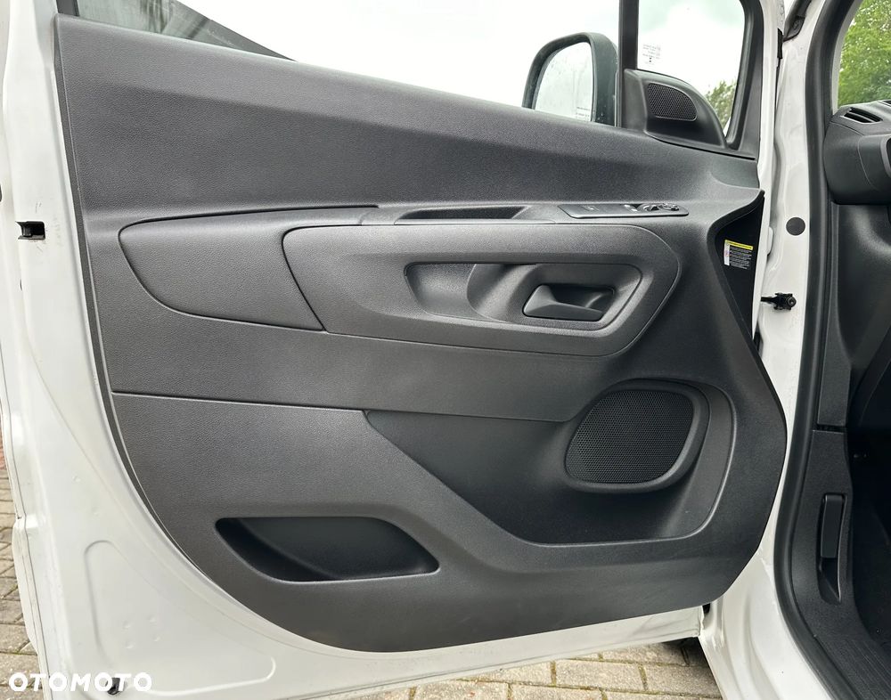 Opel Combo - 11