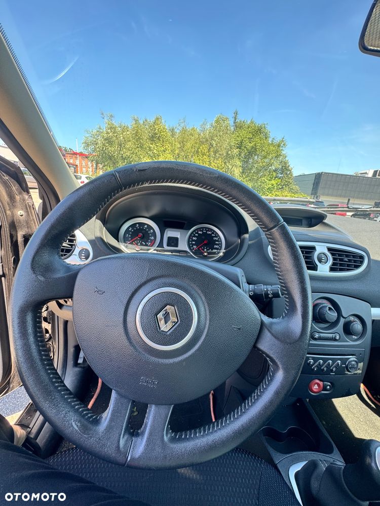 Renault Clio 1.2 16V Dynamique - 8