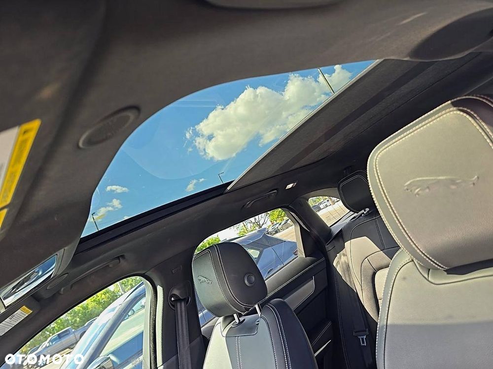 Jaguar F-Pace 2.0 P250 mHEV AWD R-Dynamic S - 14