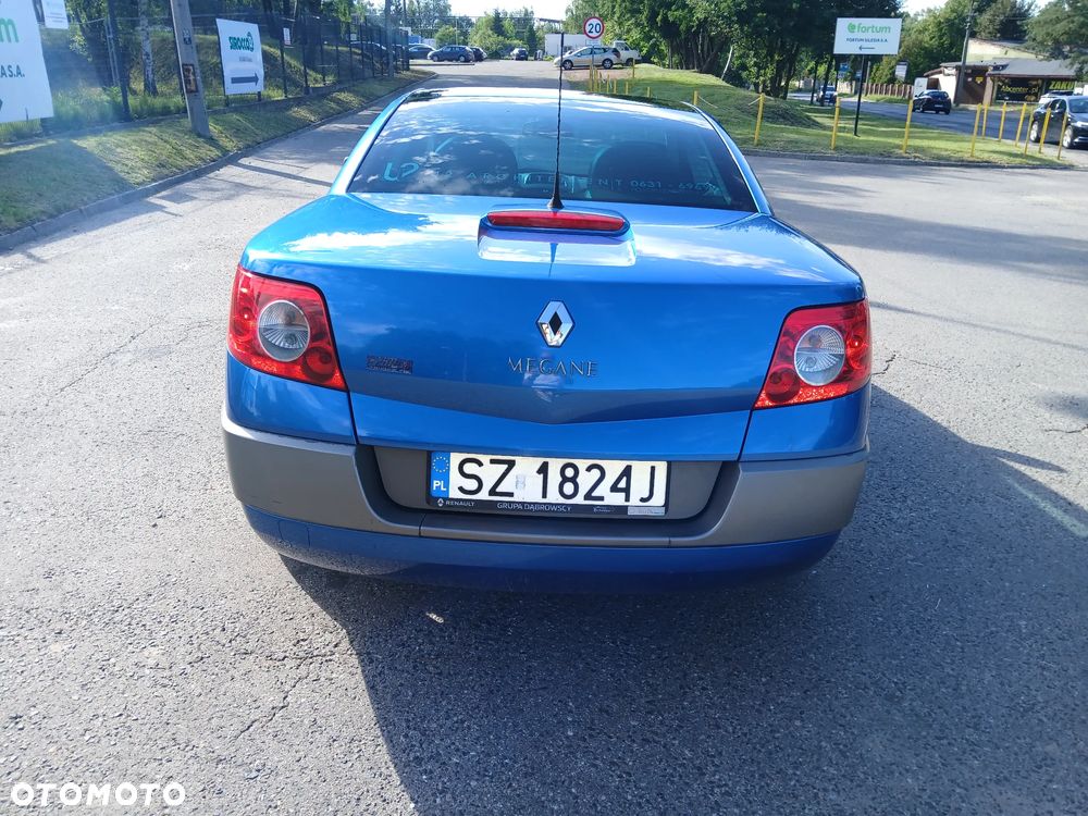 Renault Megane 2.0 16V Dynamique - 3