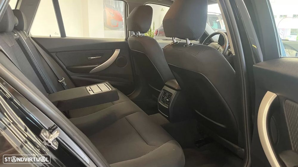 BMW 318 d Line Modern - 18