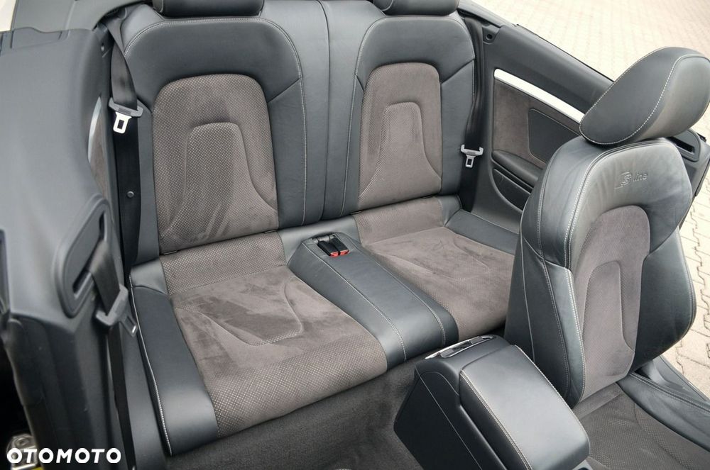 Audi A5 Cabrio - 17