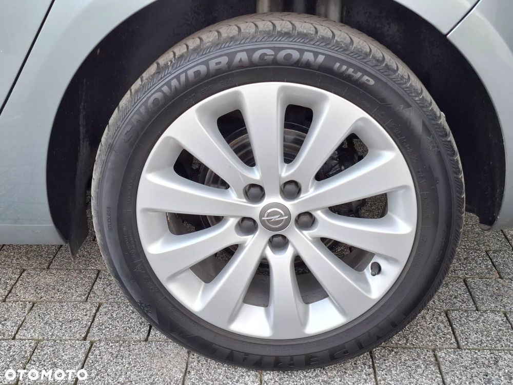Opel Astra 1.4 T Cosmo - 7