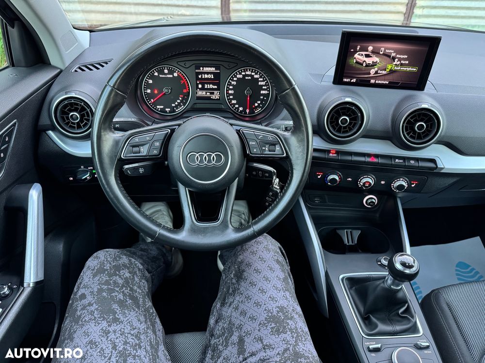 Audi Q2 1.0 TFSI ultra design - 13