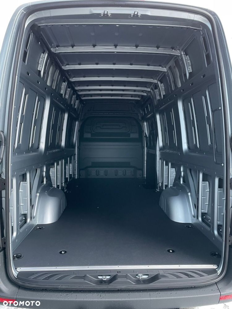 Mercedes-Benz Sprinter 317 CDI Reflektory LED Hak 3,5t. - 9