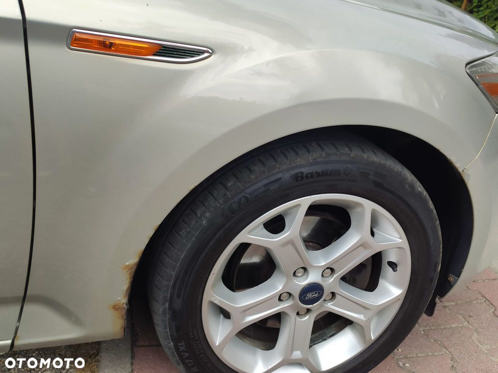 Ford Mondeo 2.0 TDCi Ambiente - 17