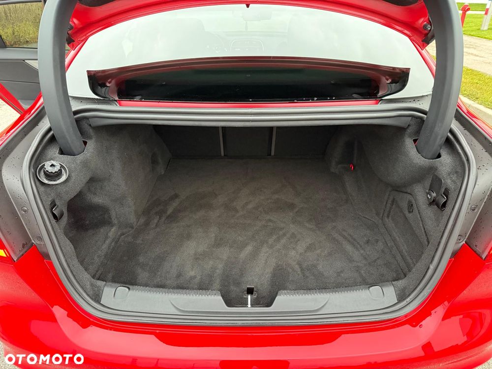 BMW Seria 3 320d M Sport Shadow sport - 33