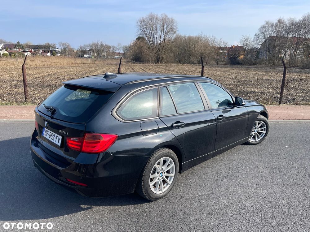 BMW Seria 3 318d Blue Performance Modern Line - 39