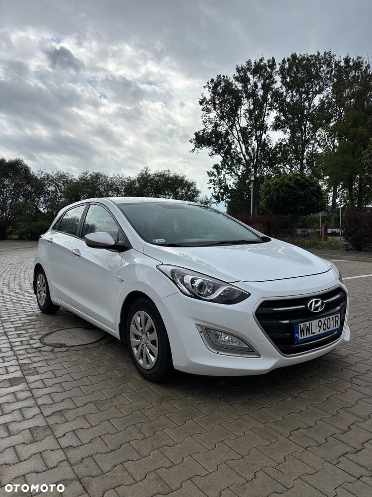 Hyundai i30 1.4 CRDi Comfort - 4