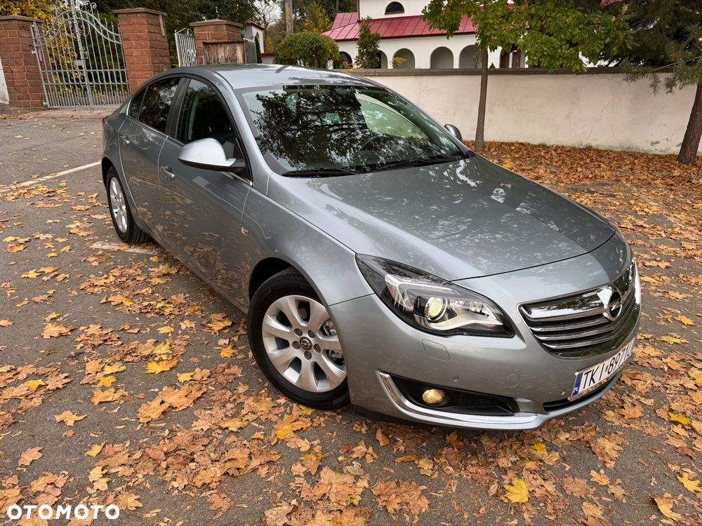 Opel Insignia - 1
