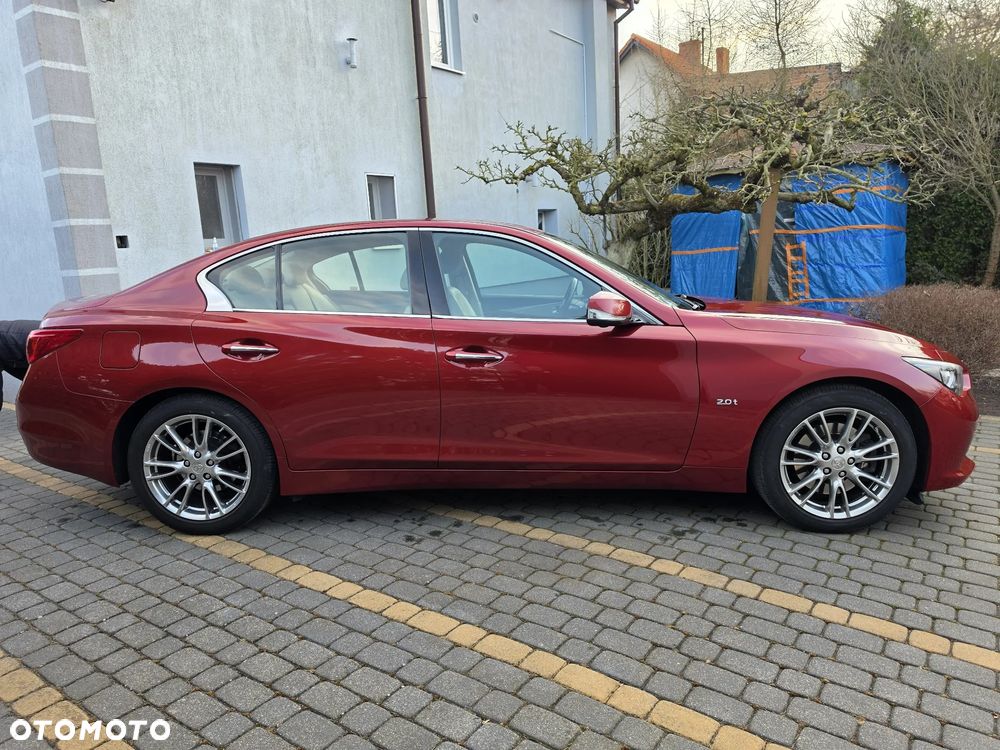 Infiniti Q50 2.0t Premium Sound Studio by Bose - 15