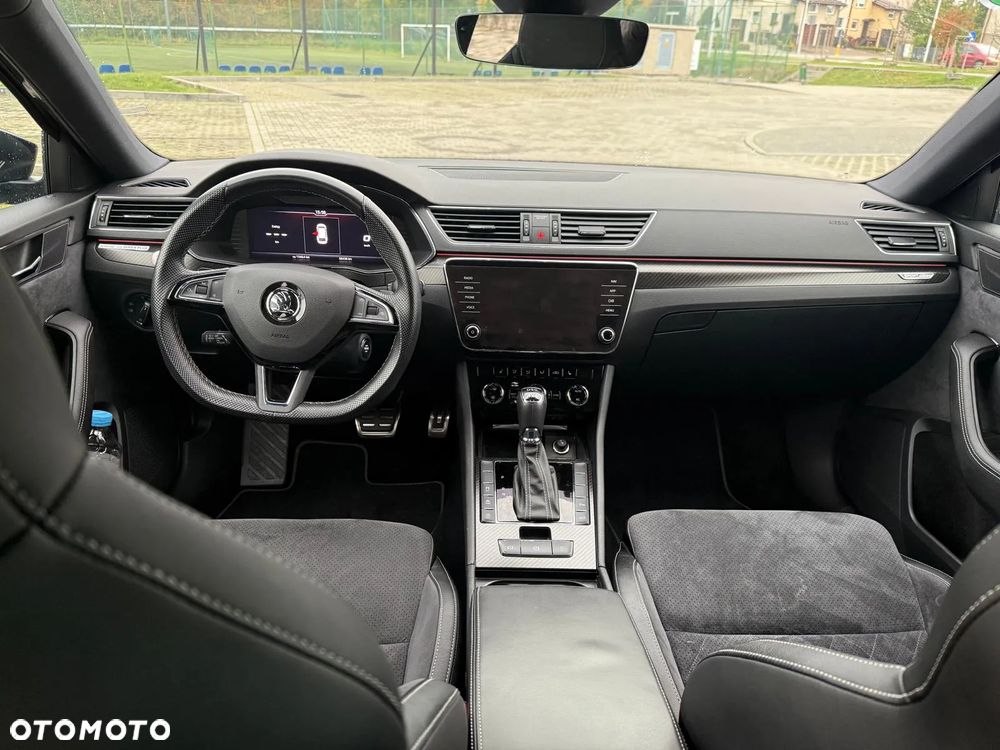 Skoda Superb 2.0 TSI 4x4 DSG Sportline - 18