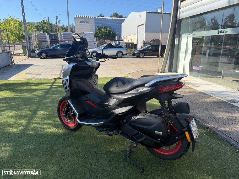 Aprilia SR GT 125 - 7