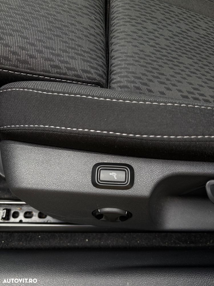 Skoda Octavia 2.0 TDI DSG Style - 11