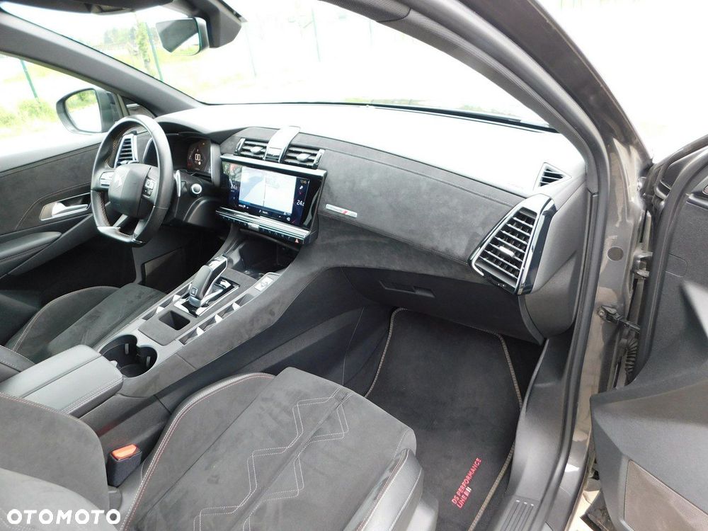 DS Automobiles DS 7 Crossback - 8