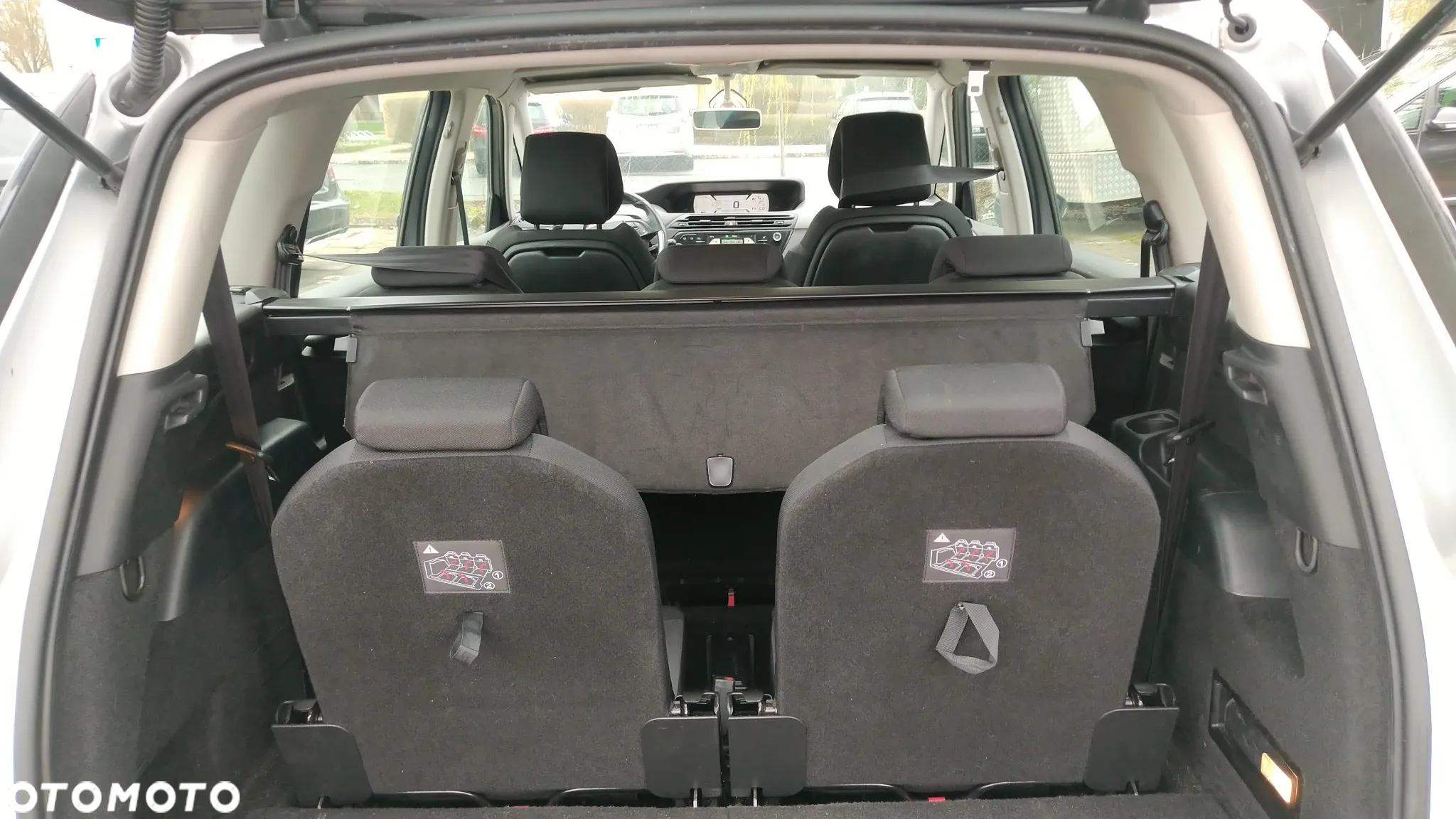 Citroën C4 Grand Picasso e-HDi 115 Intensive - 23